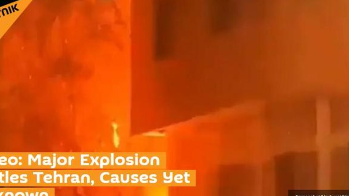 <b>伊朗首都发生大规模爆炸并起火</b>