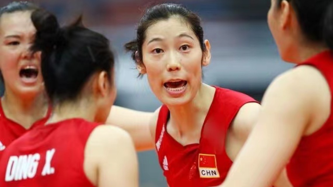 <b>中国女排公布奥运名单：朱婷任队长，林莉落选</b>