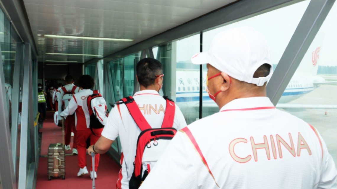 <b>中国奥运代表团启程前往东京</b>