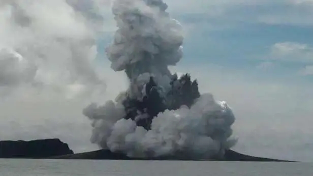 <b>汤加火山爆发威力约千颗原子弹</b>